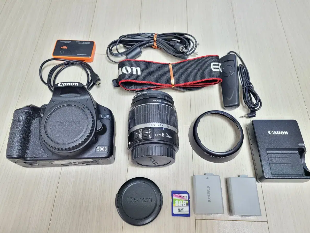 캐논 DSLR 카메라 EOS 500D 와 18-55 렌즈 세트